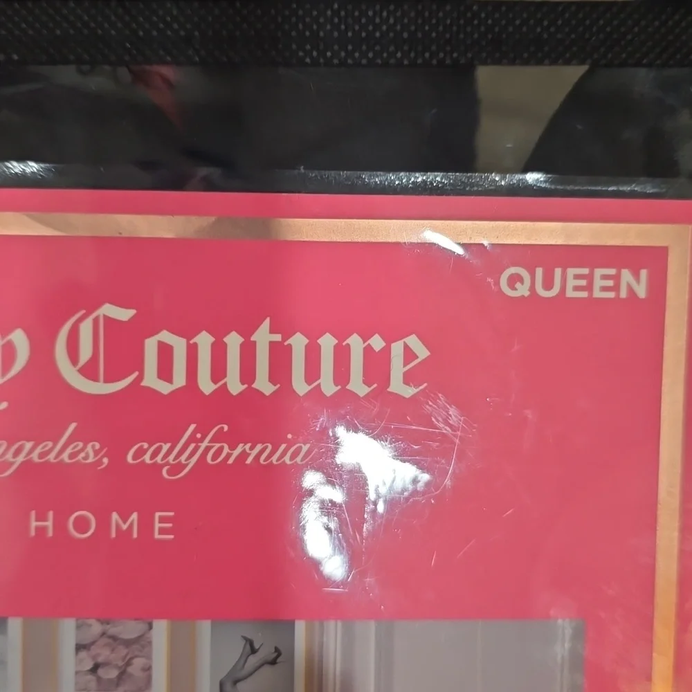 Juicy Couture Home 5-PC 3D Rose Faux Fur Bedding Set